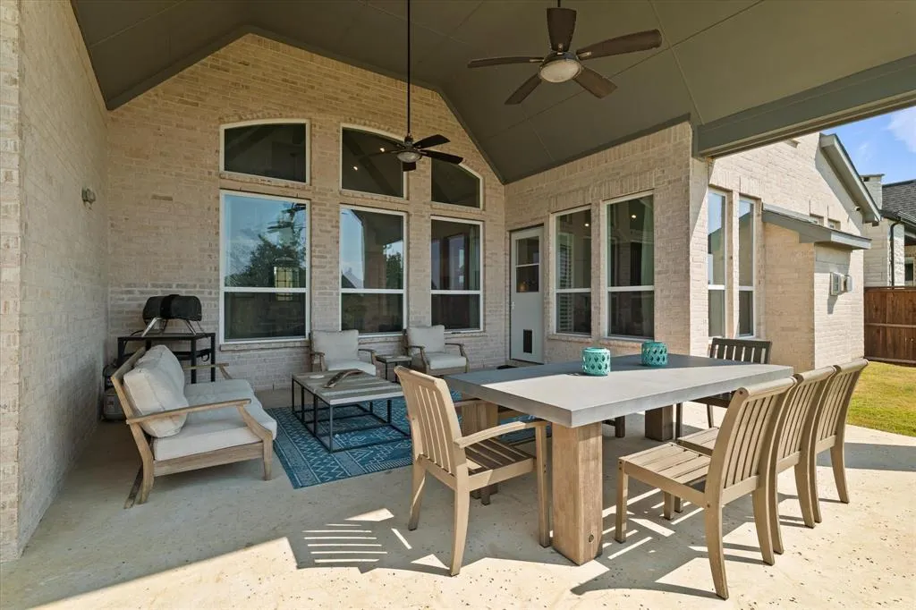 1620 Sterling Court