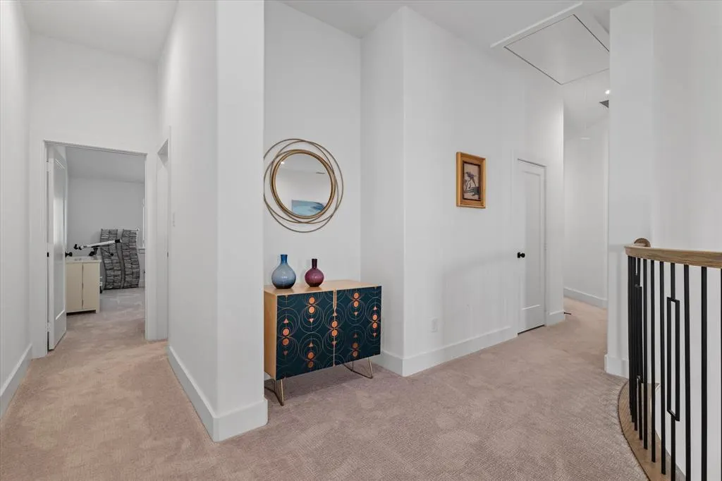 1620 Sterling Court