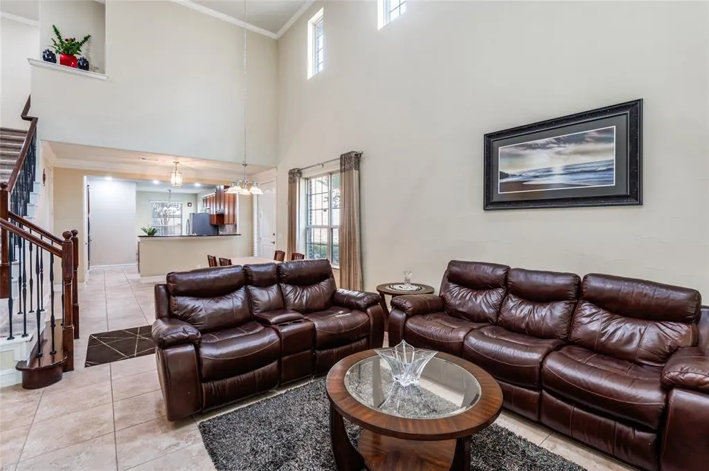 4800 Bayview Drive