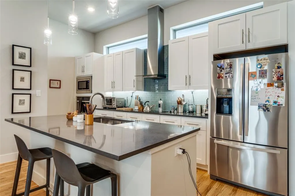 5608 Lindell Avenue, #3