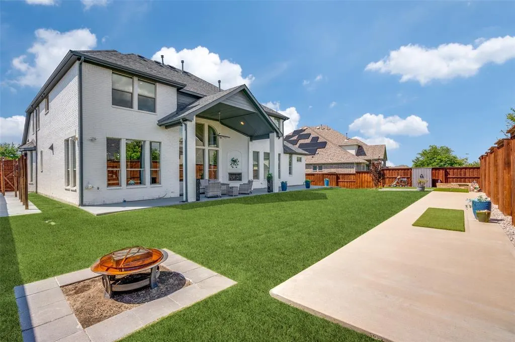 741 Almeda Lane
