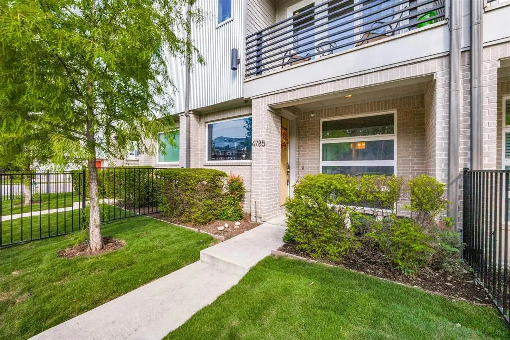 4785 Asher Place