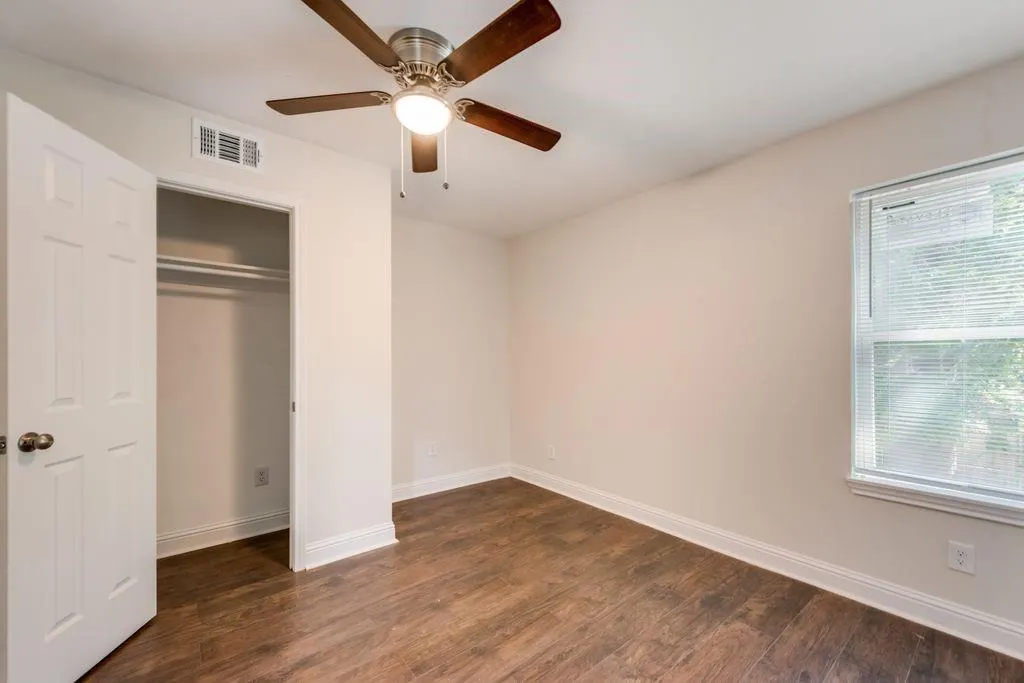 4823 Ash Lane