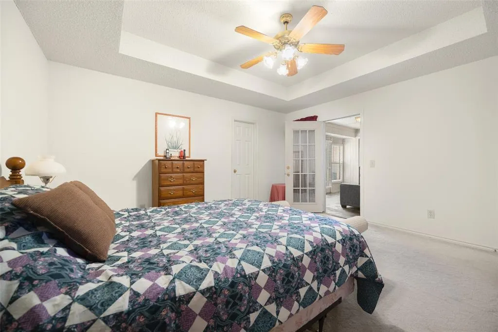 3308 Horseshoe Drive