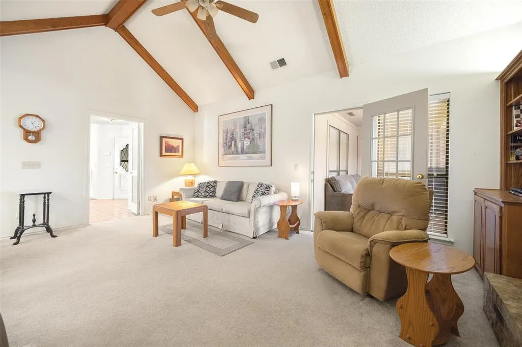 3308 Horseshoe Drive