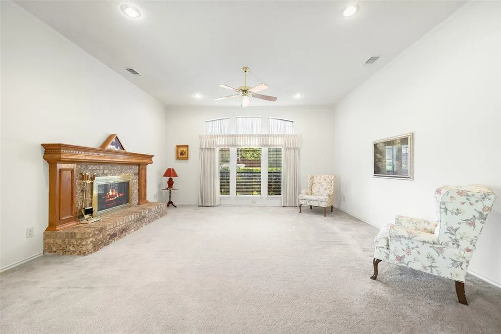 3308 Horseshoe Drive