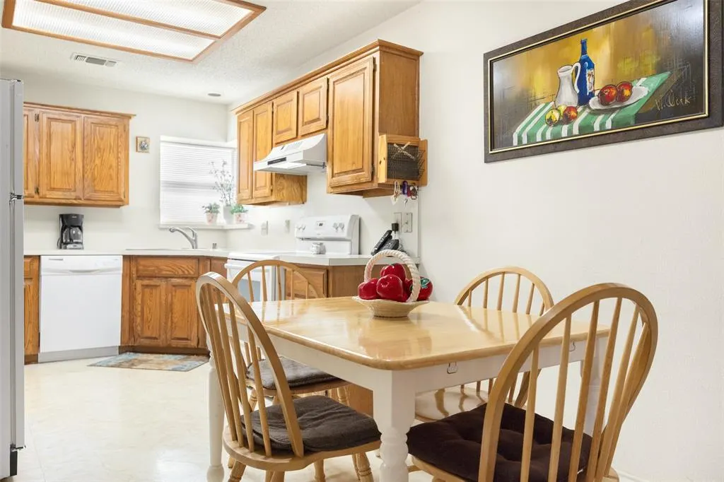 3308 Horseshoe Drive