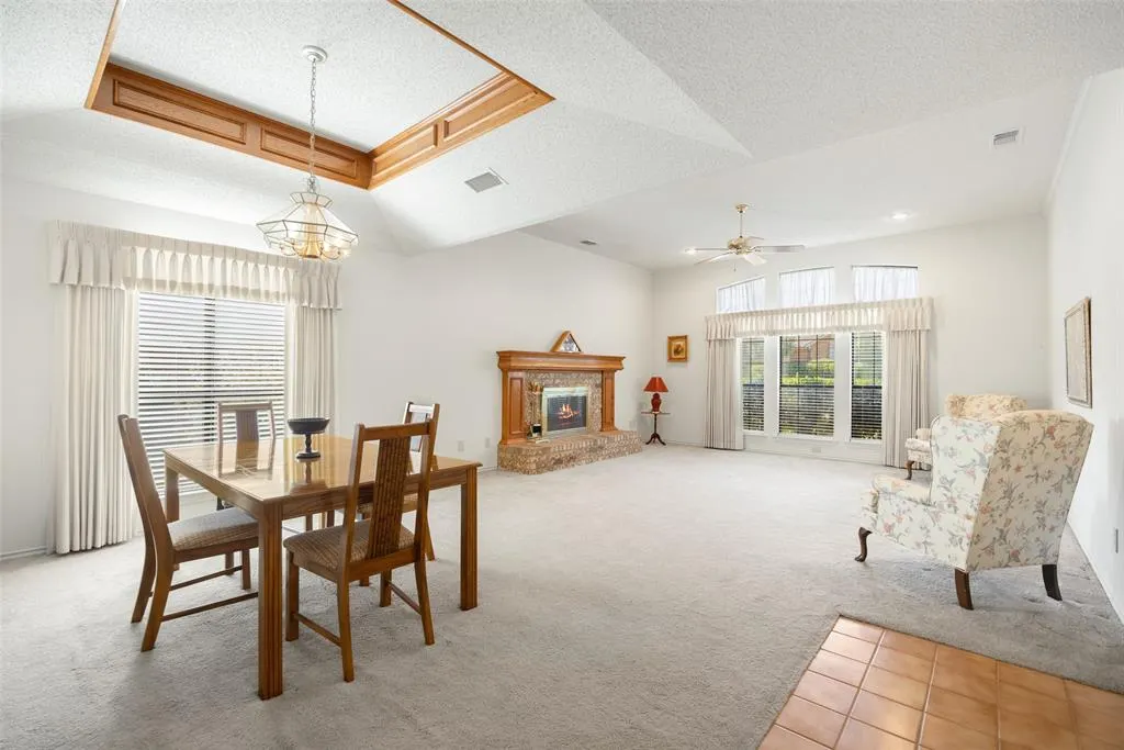 3308 Horseshoe Drive