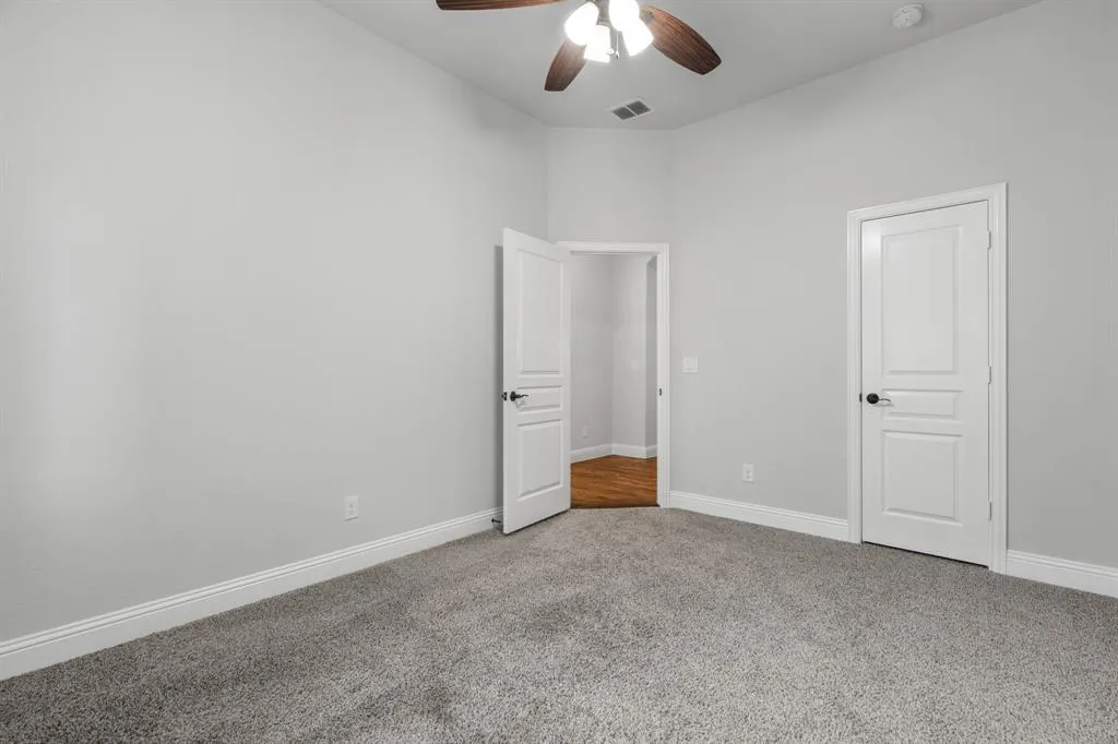 1609 Emerald Tree Place