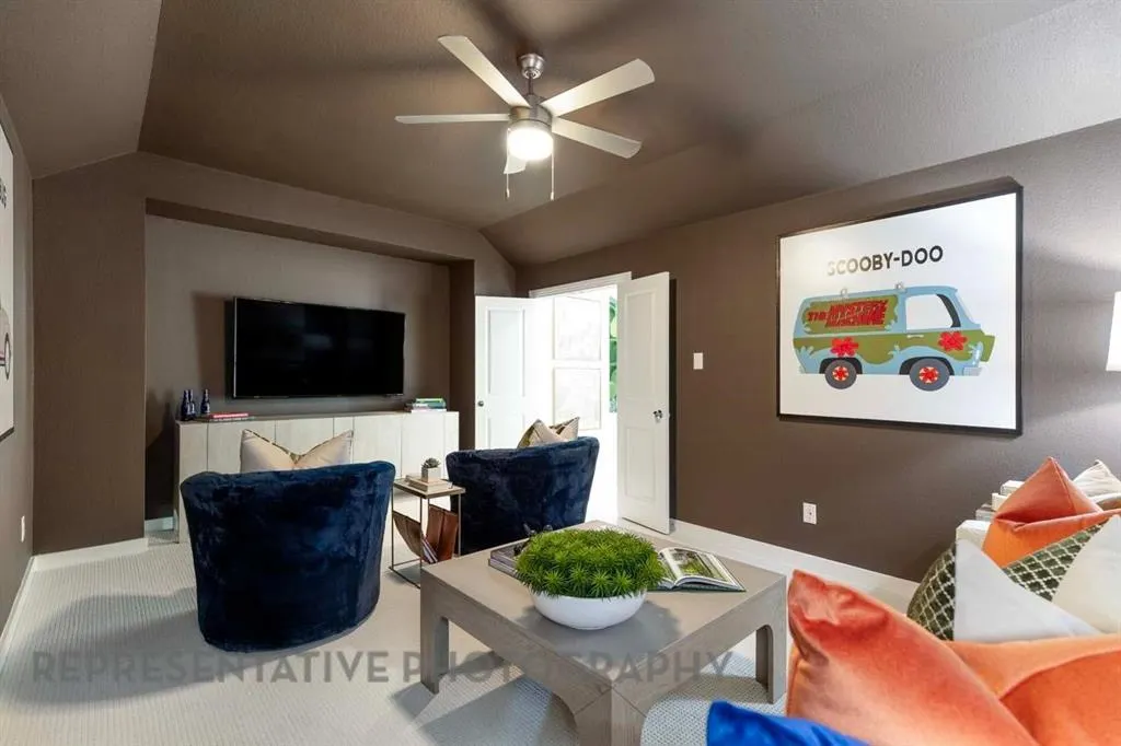 7425 Moon Chase Trail