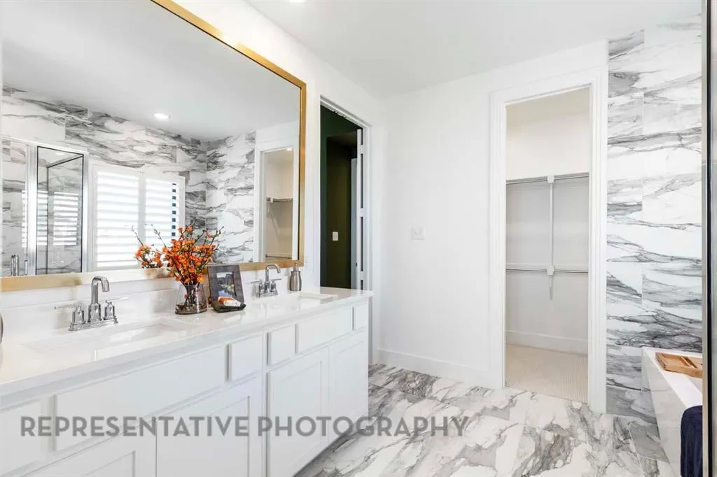7425 Moon Chase Trail