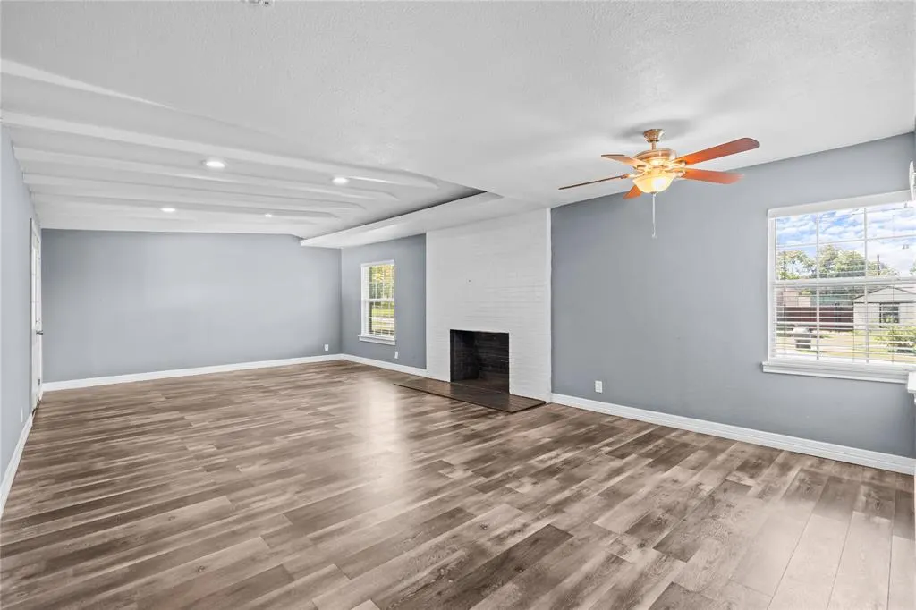 1910 Danube Drive