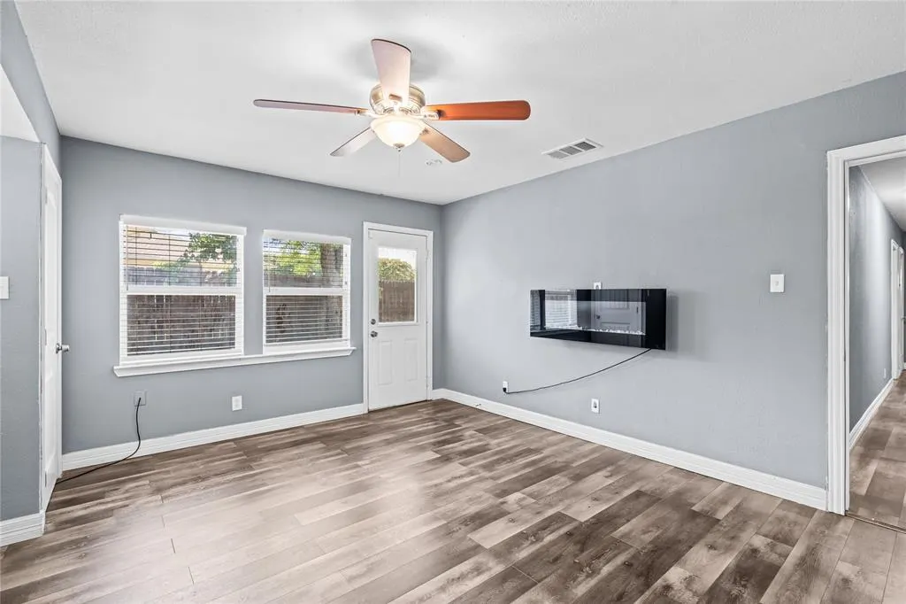 1910 Danube Drive