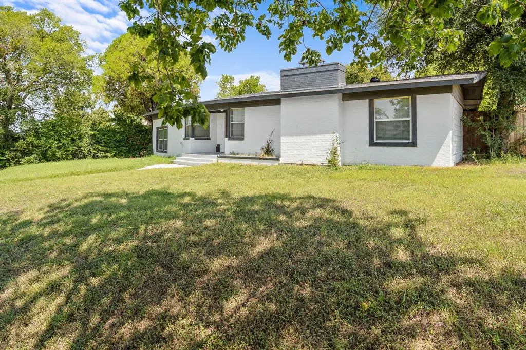 1910 Danube Drive