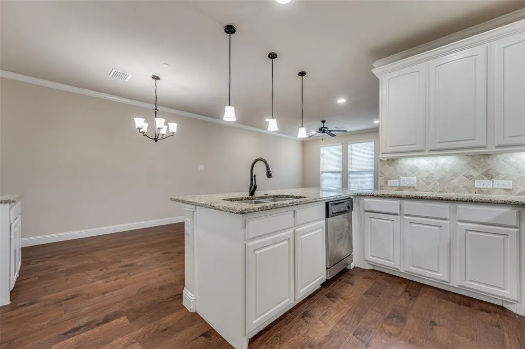 1213 Pebblebrook Lane