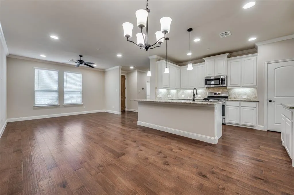 1213 Pebblebrook Lane