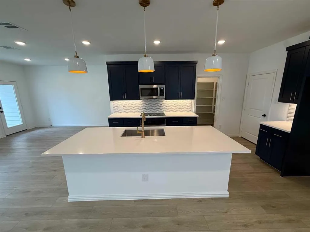 2681 Mineral Wells Lane