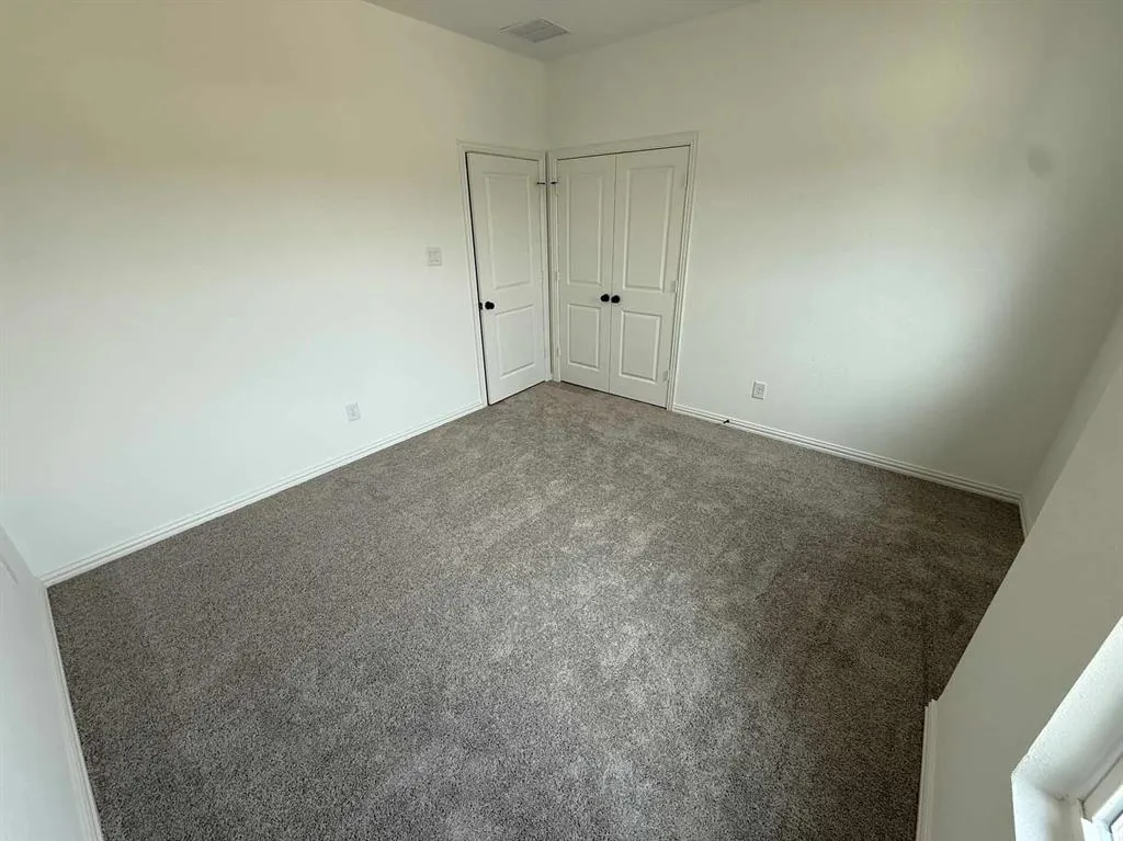 2681 Mineral Wells Lane