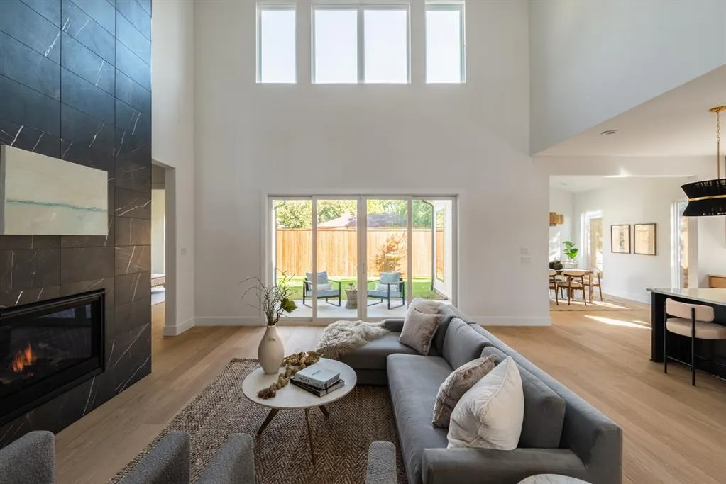 10321 Lanshire Drive