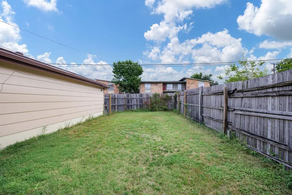 12816/12818 Pandora Drive