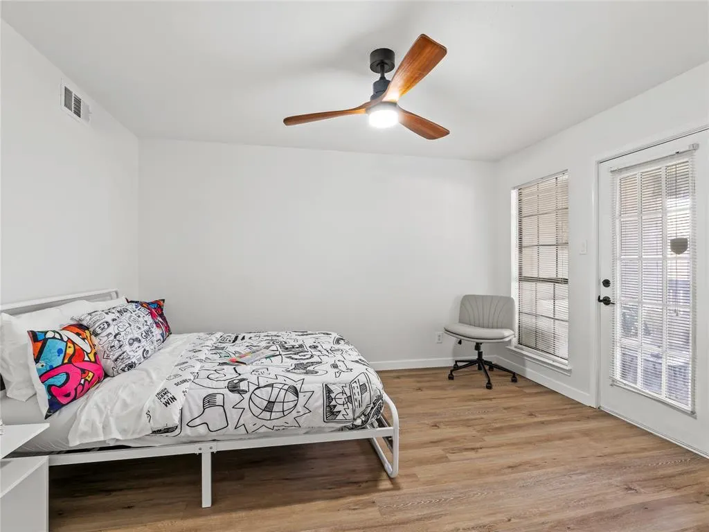 3101 Townbluff Drive, #922