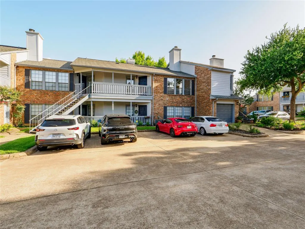 3101 Townbluff Drive, #922