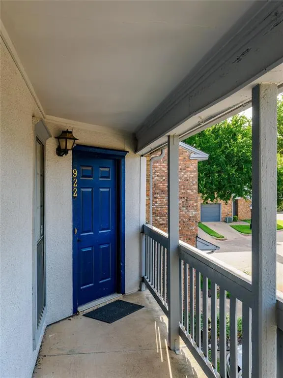 3101 Townbluff Drive, #922