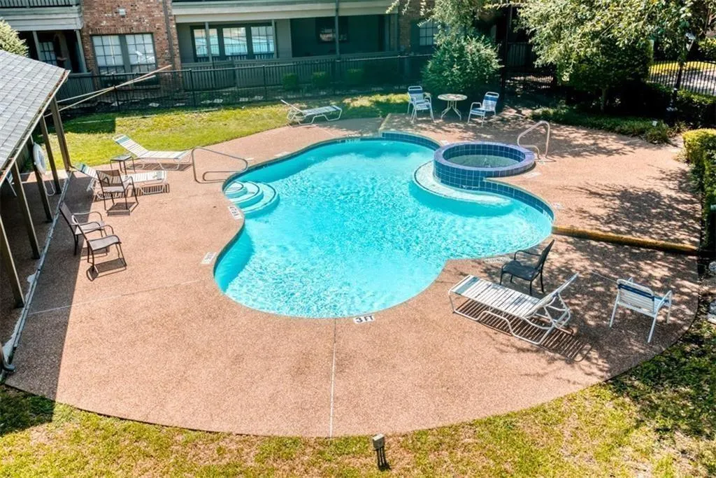 3101 Townbluff Drive, #922