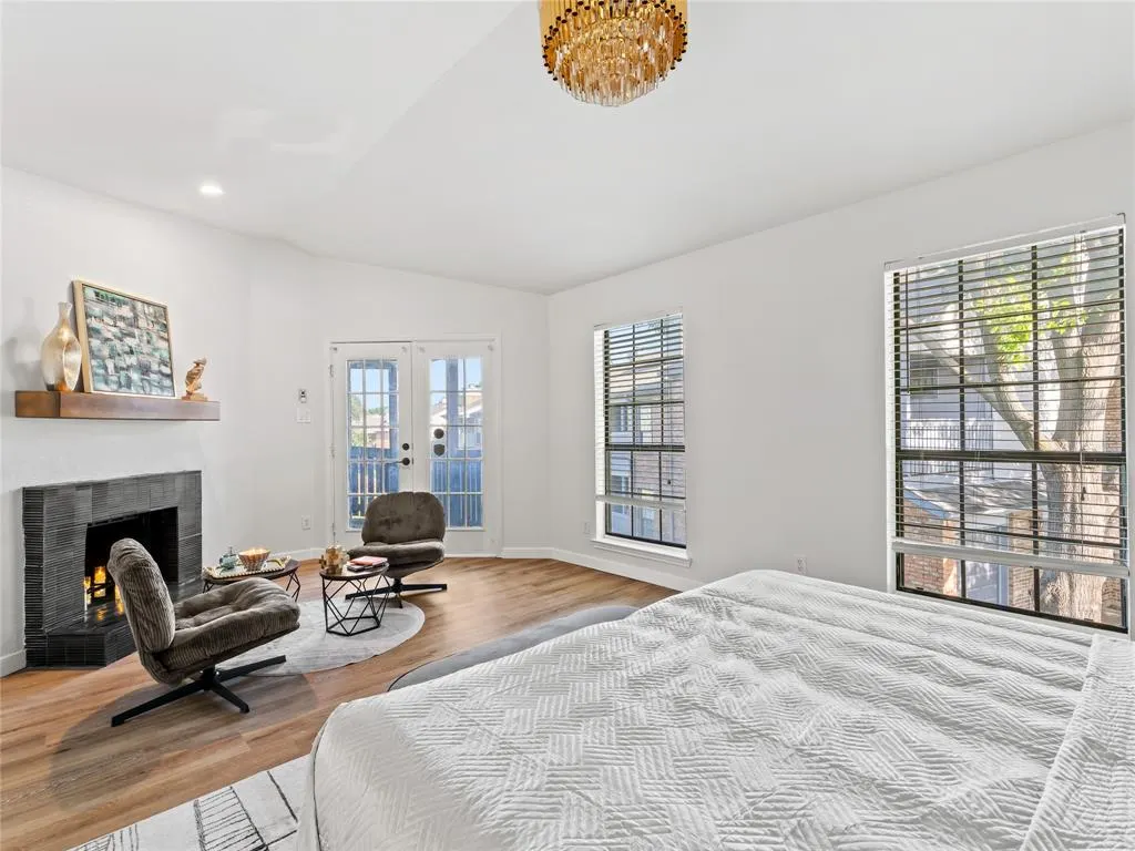 3101 Townbluff Drive, #922