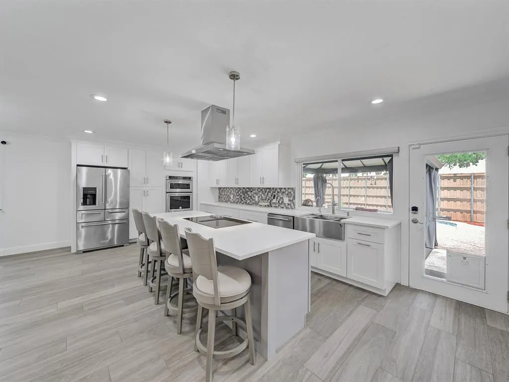 1121 Bass Drive