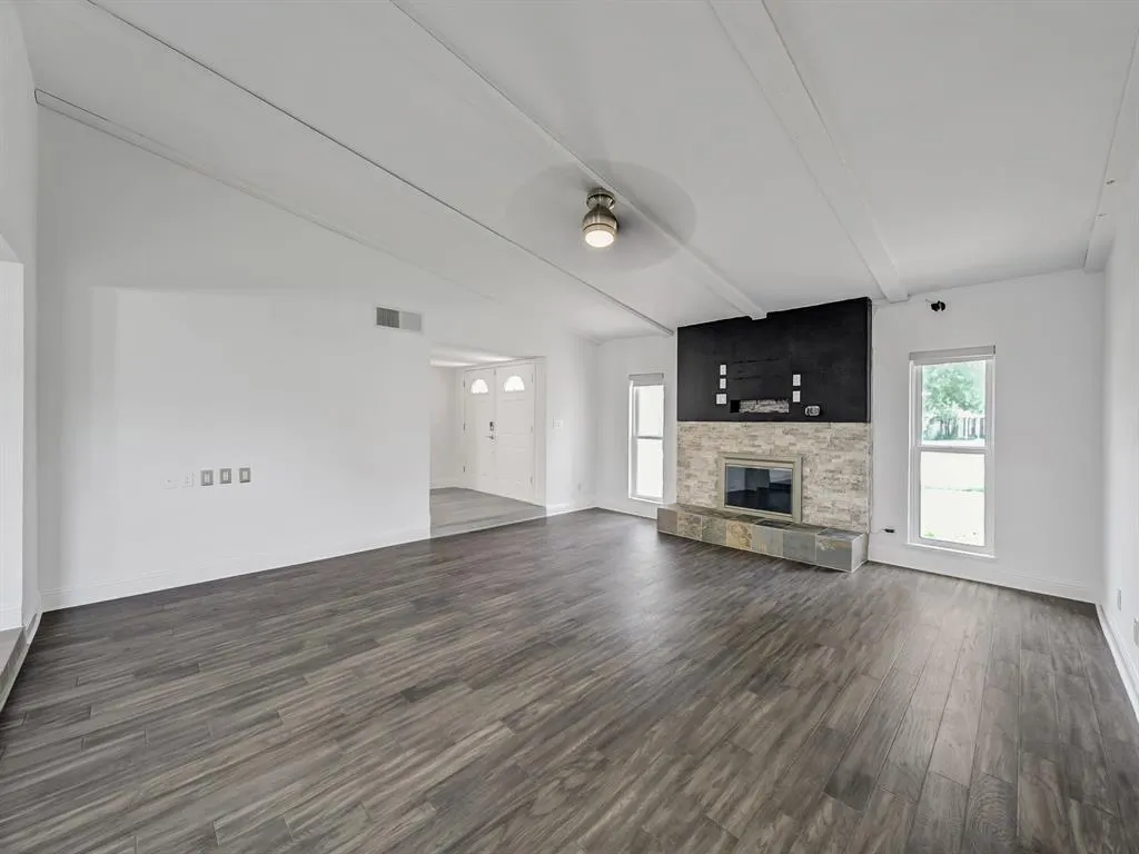 1121 Bass Drive