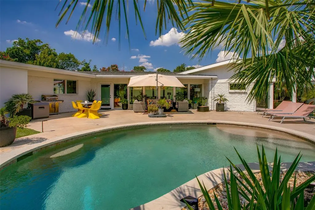 7806 Midbury Drive