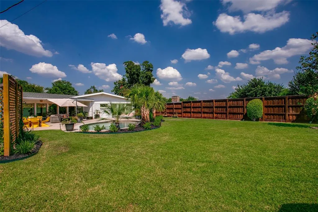 7806 Midbury Drive
