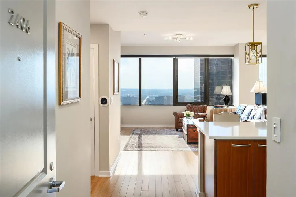 1200 Main Street, #2406