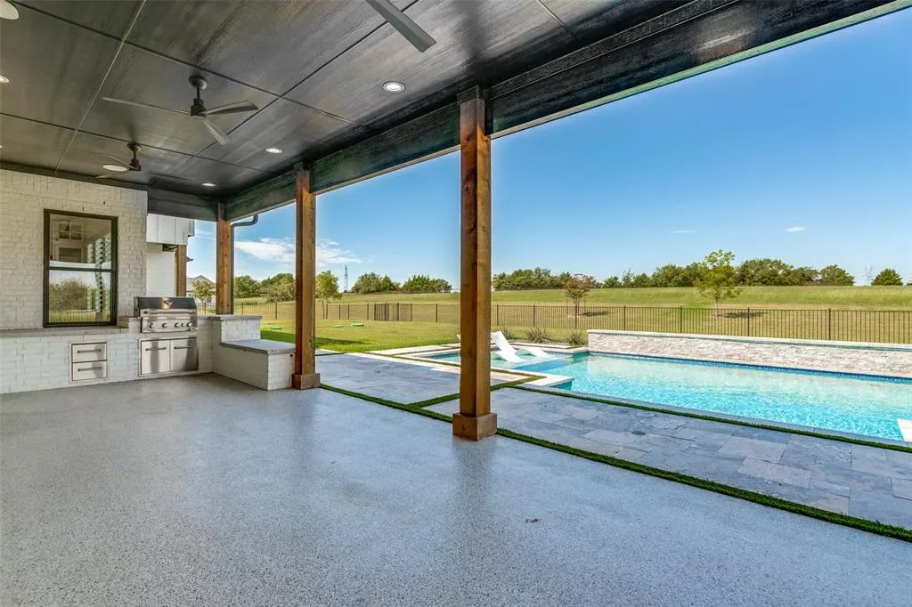 2297 White Stag Road