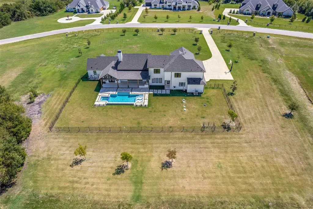 2297 White Stag Road