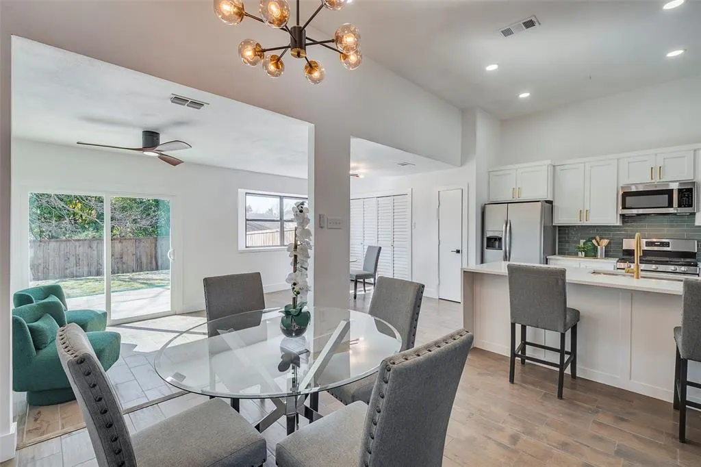5607 Emrose Circle