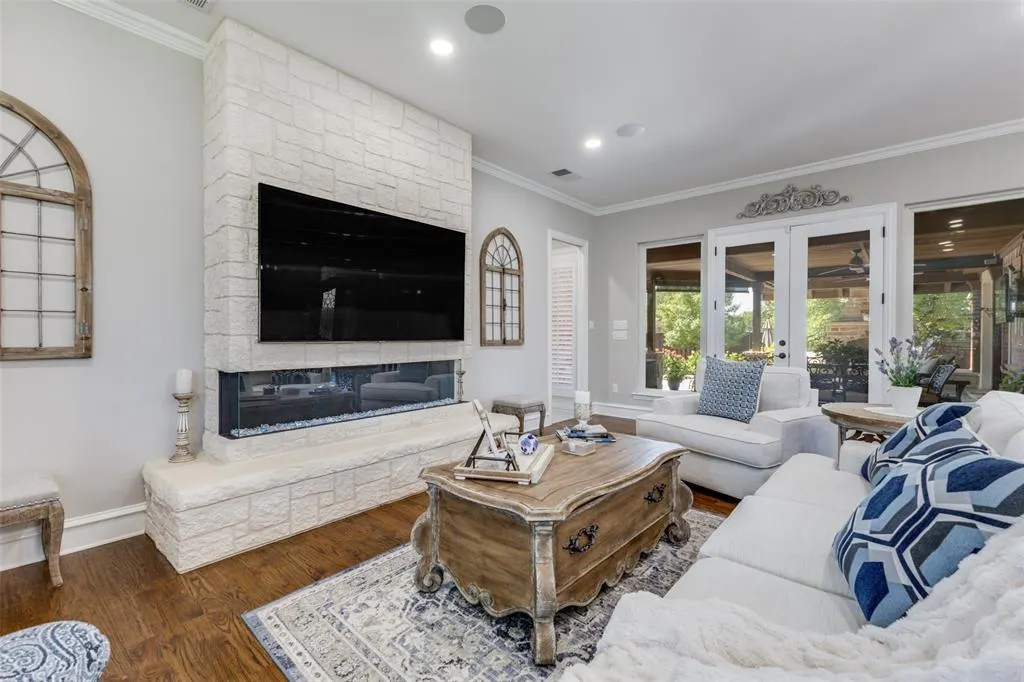 4100 Lorimar Drive