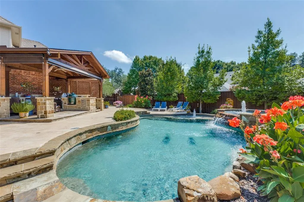 4100 Lorimar Drive