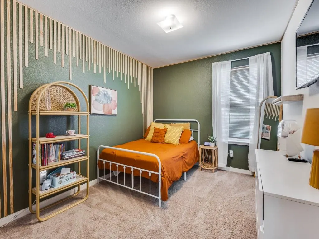 157 Lamont Road