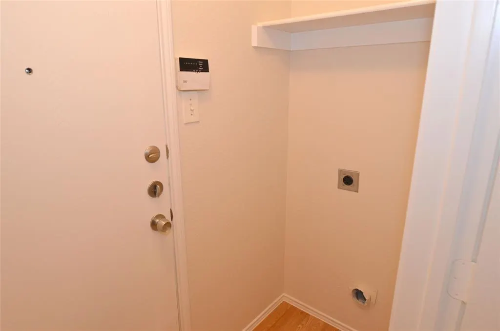 13227 Alsatian Court