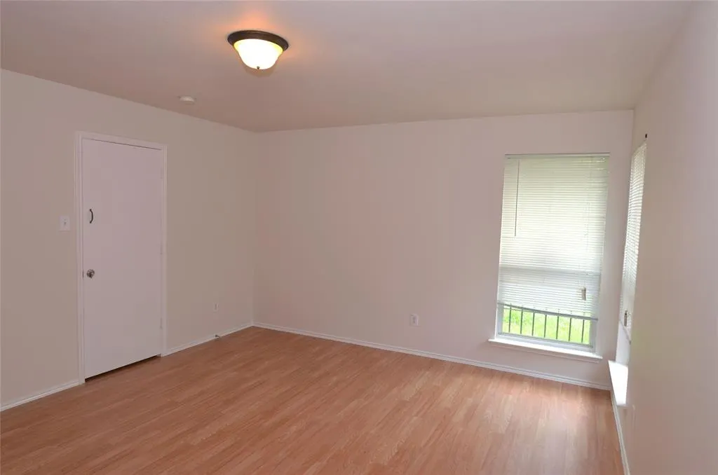 13227 Alsatian Court