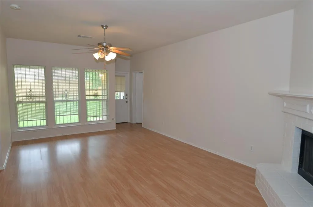 13227 Alsatian Court