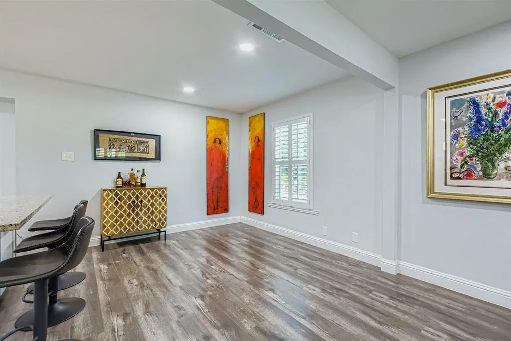 2506 Highwood Drive