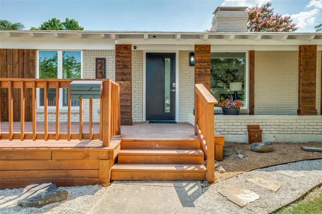 237 Easton Road