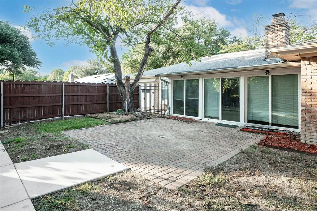 1916 Westridge Drive