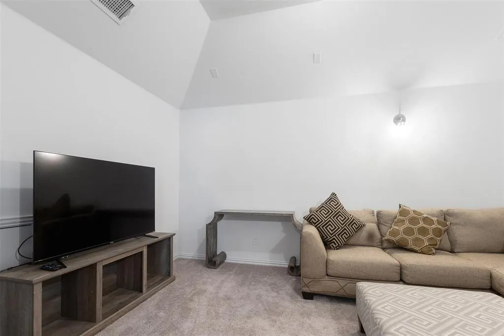 1209 Seurat Court