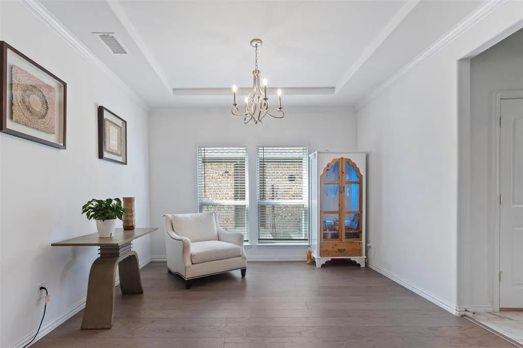 1209 Seurat Court