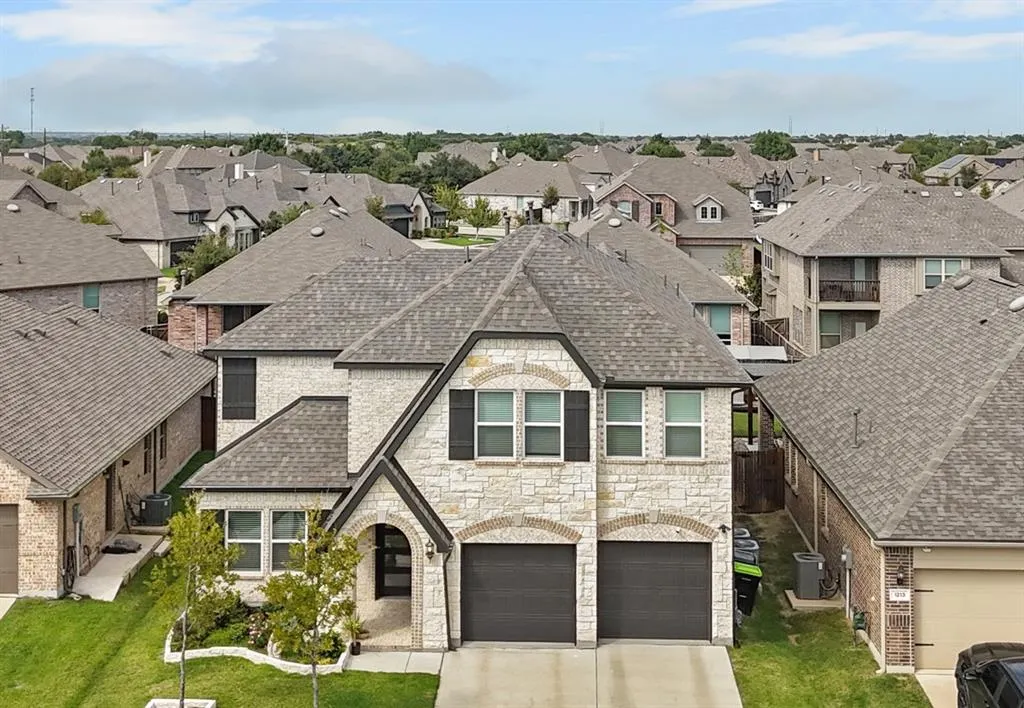 1209 Seurat Court