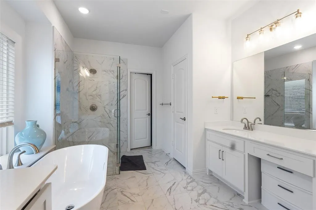 1209 Seurat Court